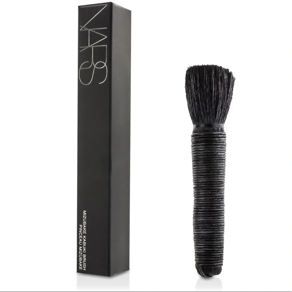 Mizubake Kabuki Brush